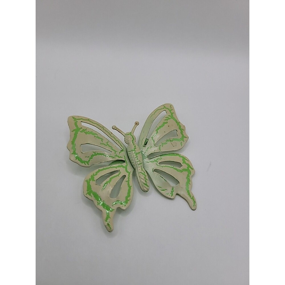 Vintage Style Butterfly Brooch Cream Green Enamel Retro Nature Spring Pin - Picture 2 of 10
